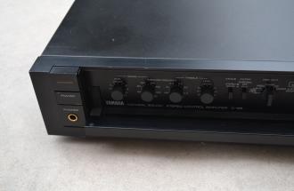 Preamplificator Yamaha C 65_2