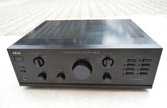 Amplificator Akai AM 37_0